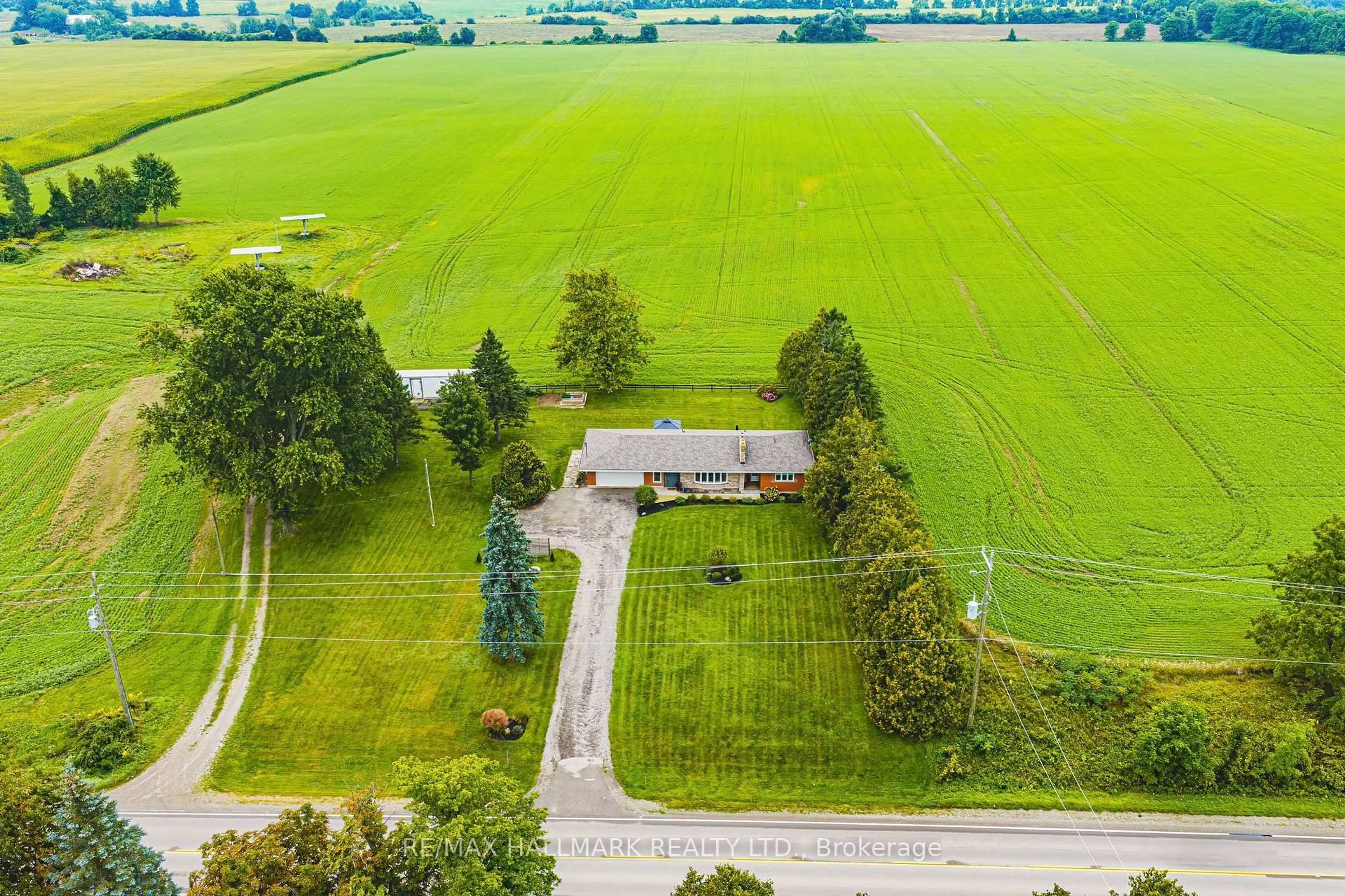 A pic from outside/outdoor area/front of a property/back of a property/a pic from drone, unknown for 83 Sour Springs Rd, Brantford Ontario N3T 5L6