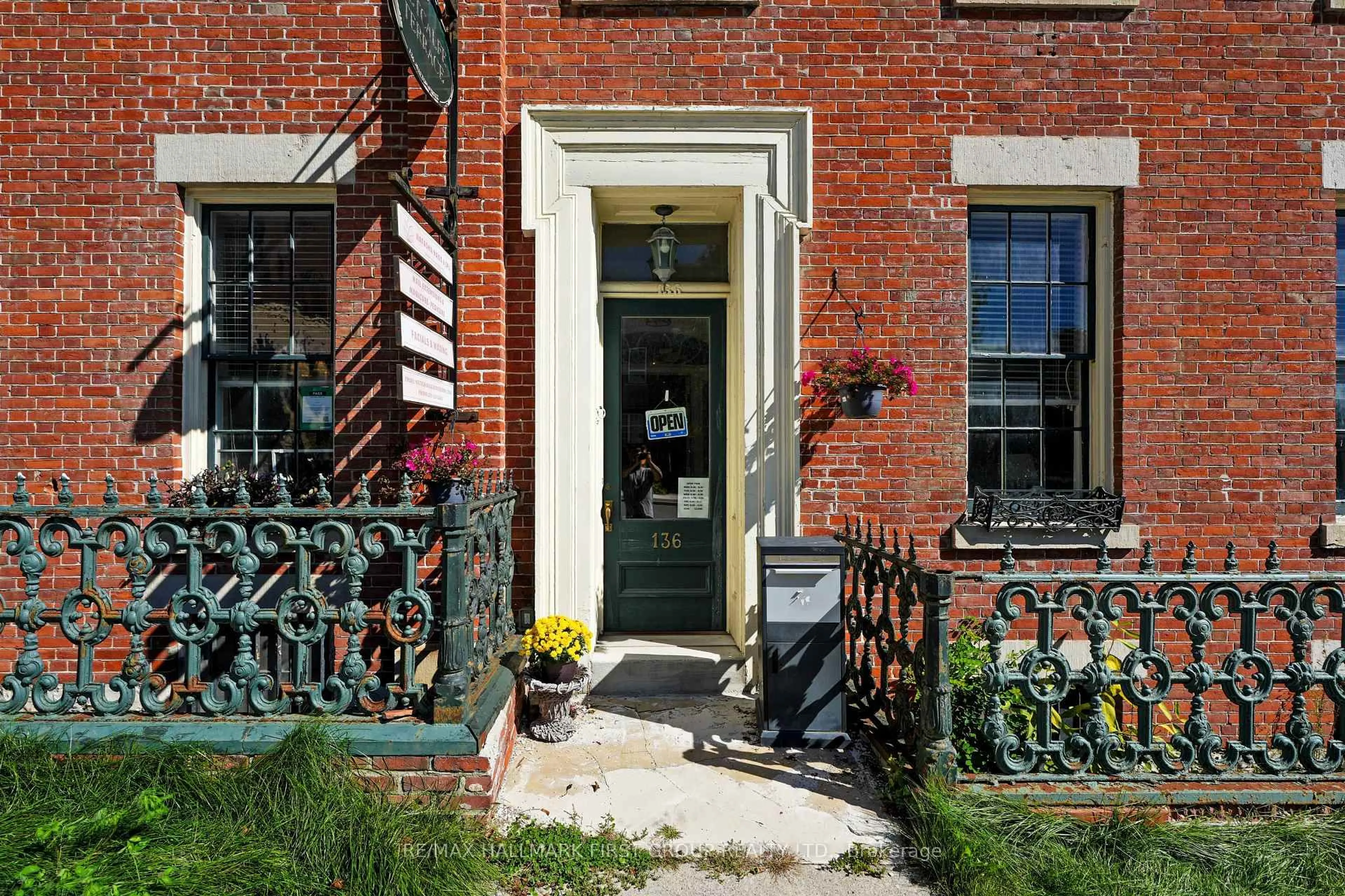 Unknown for 134-136 Walton St, Port Hope Ontario L1A 1N5