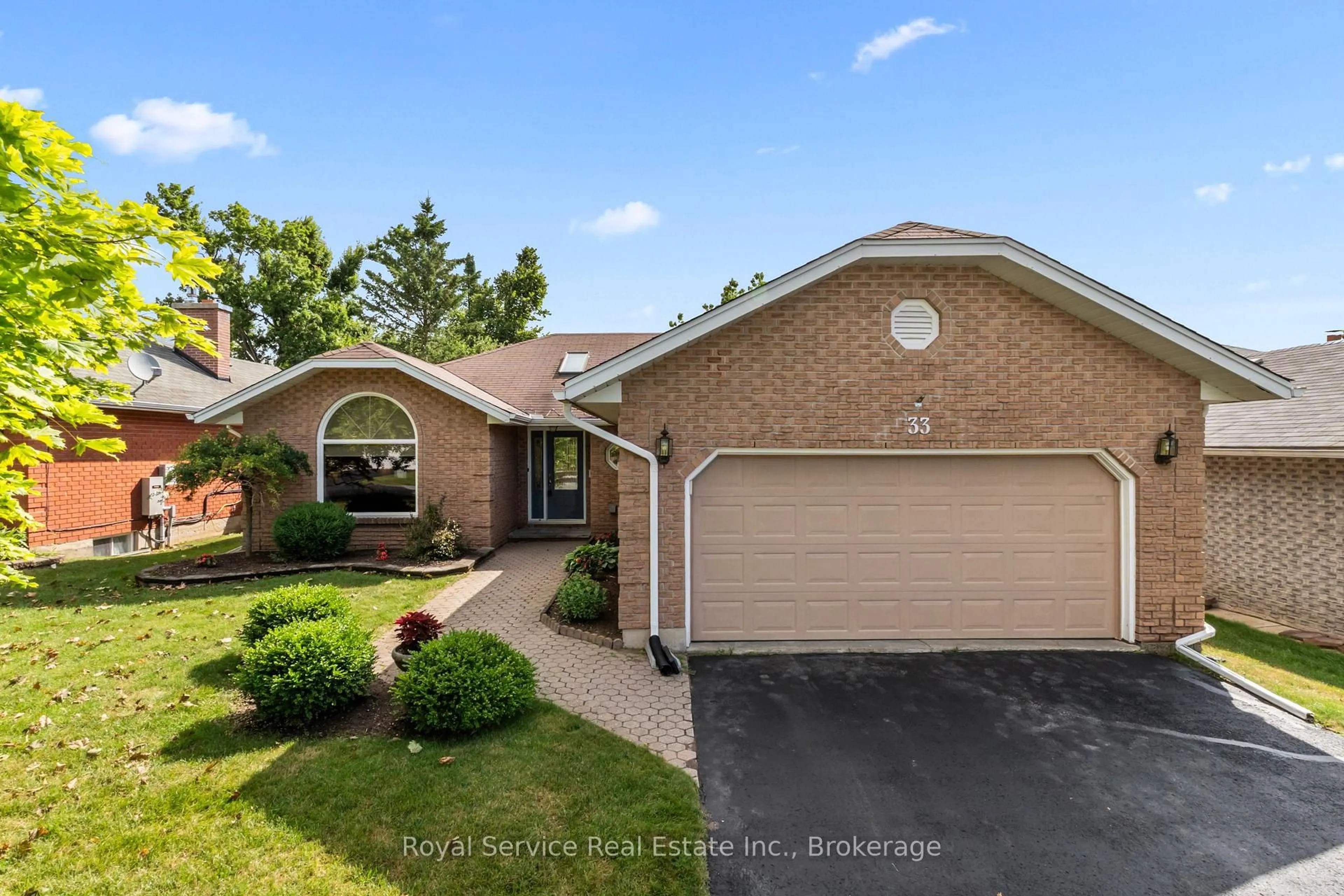 Unknown for 33 Russell Hill Rd, Kawartha Lakes Ontario K0M 1A0