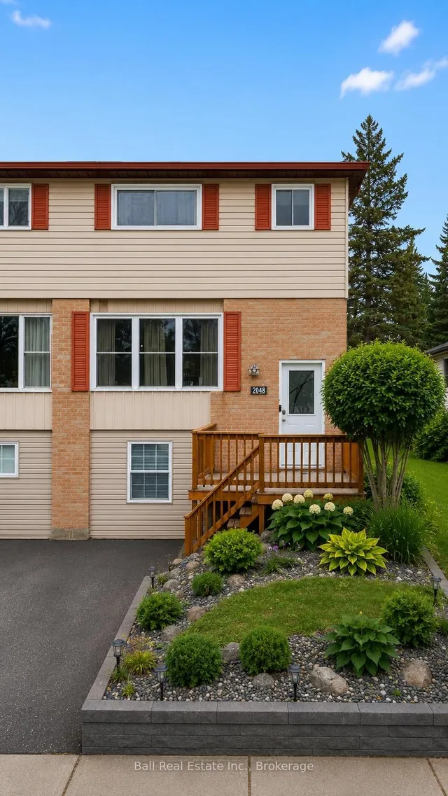 2048 Walker Ave, Peterborough 2