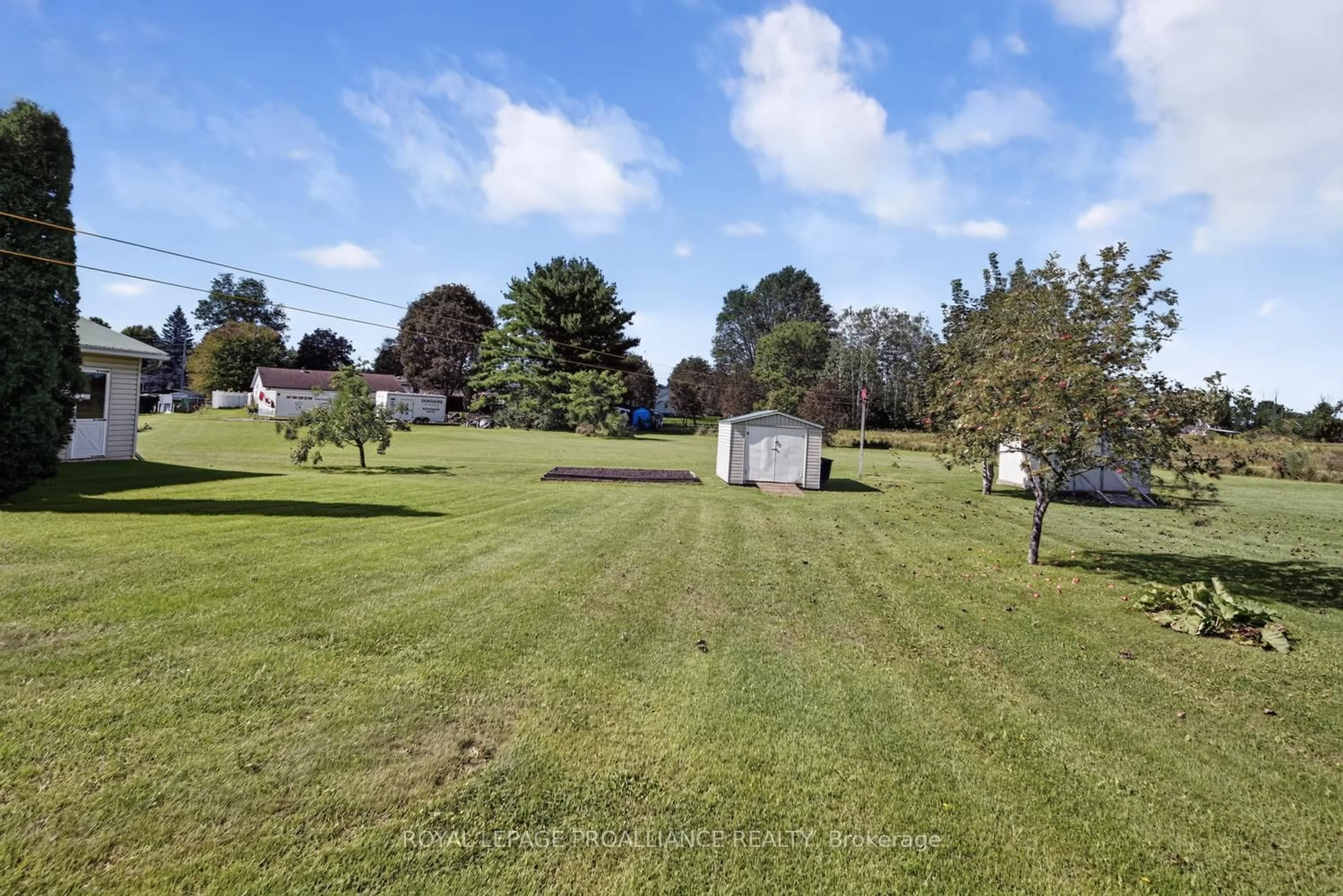 A pic from outside/outdoor area/front of a property/back of a property/a pic from drone, unknown for 4506 Airport Rd, Elizabethtown-Kitley Ontario K6T 1A2