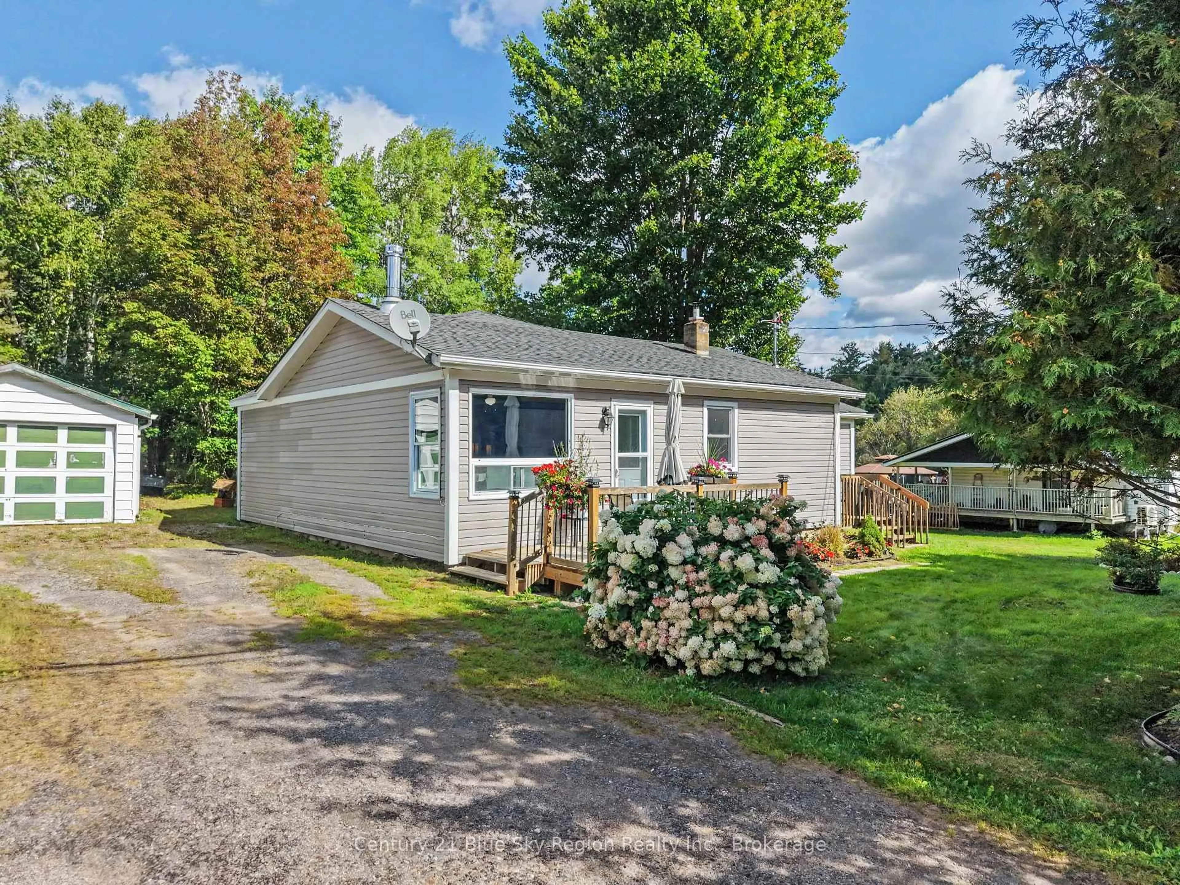 Shed for 586 Derland Rd, East Ferris Ontario P1B 8Z4