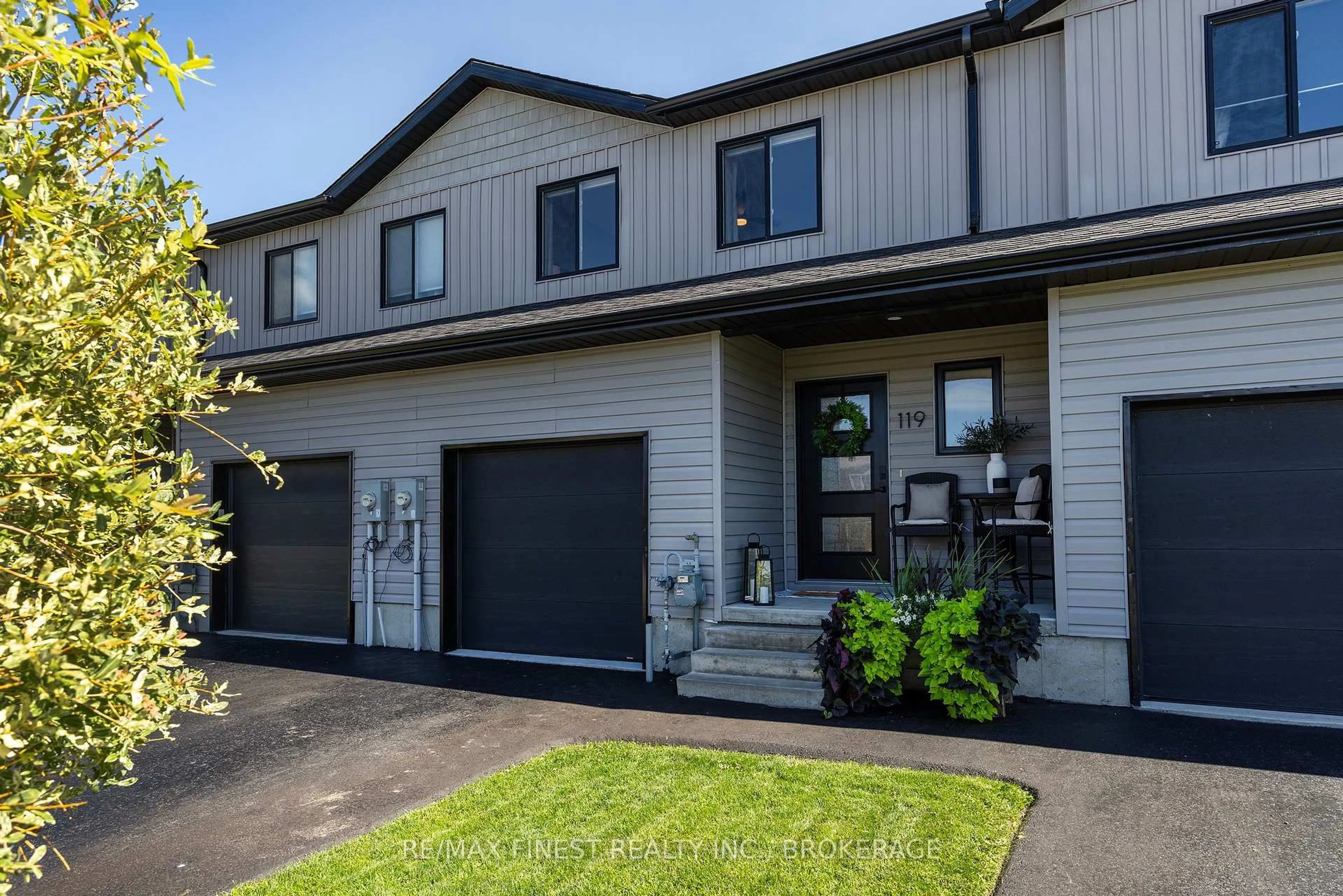Home with vinyl exterior material, street for 119 Kanvers Way, Greater Napanee Ontario K7R 0B5