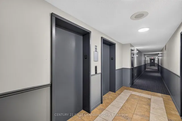 30 Chapman Crt #203, London North 3