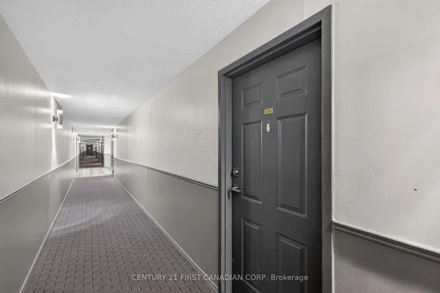 30 Chapman Crt #203, London North 4
