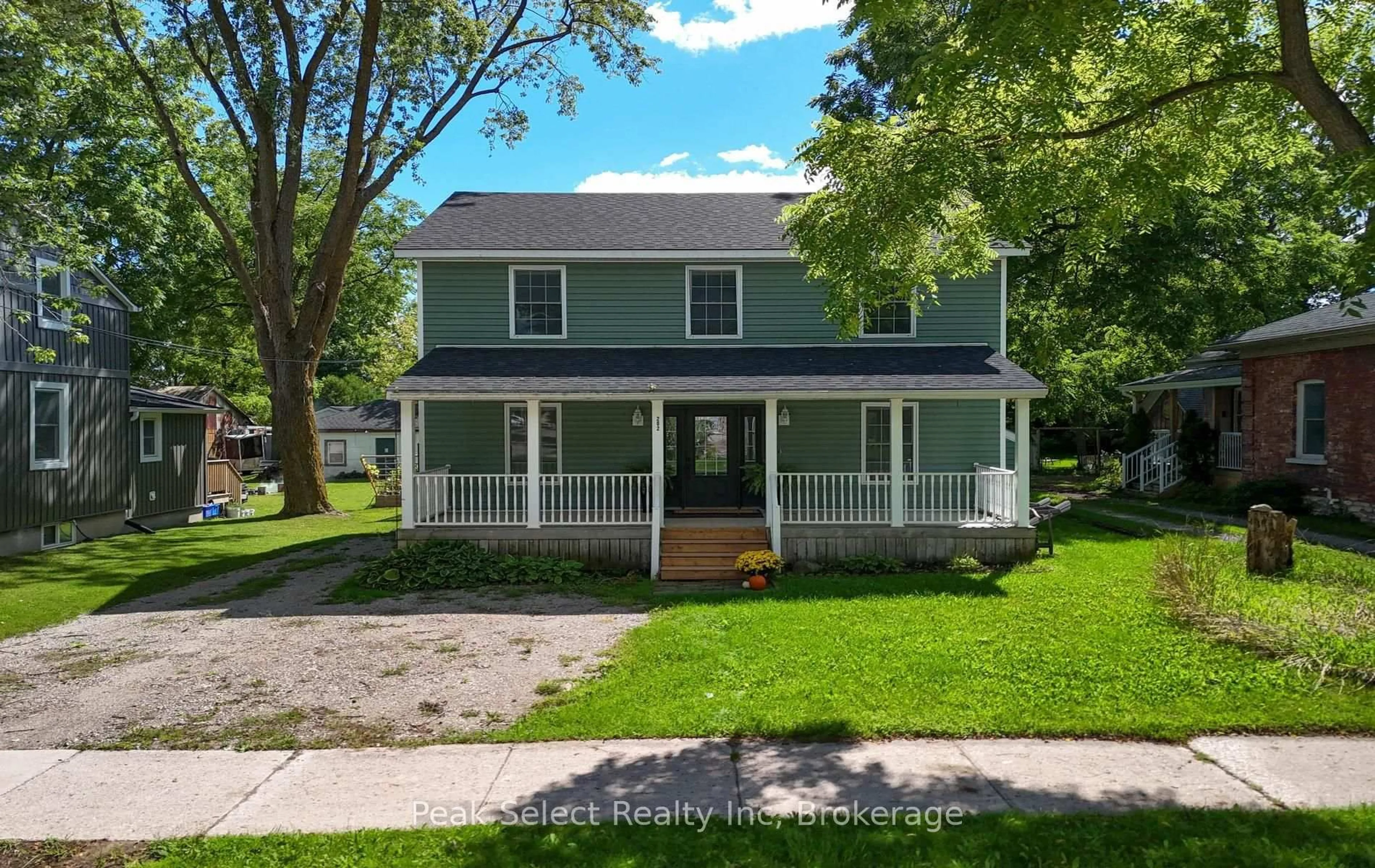 Home with vinyl exterior material, street for 202 Queen St, St. Marys Ontario N4X 1B7