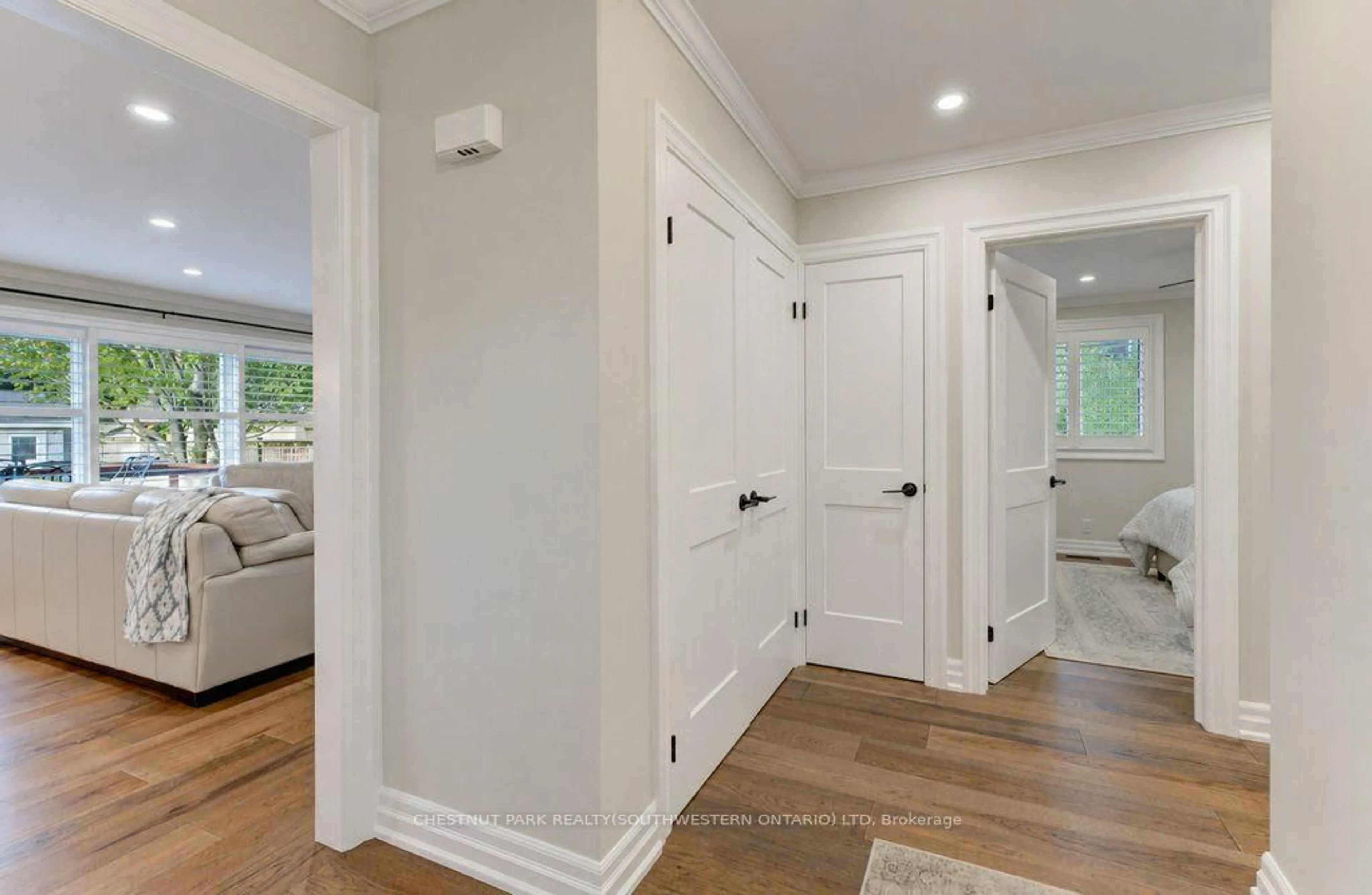 Indoor entryway for 3 BLUE HERON Crt, Woolwich Ontario N3B 1S6