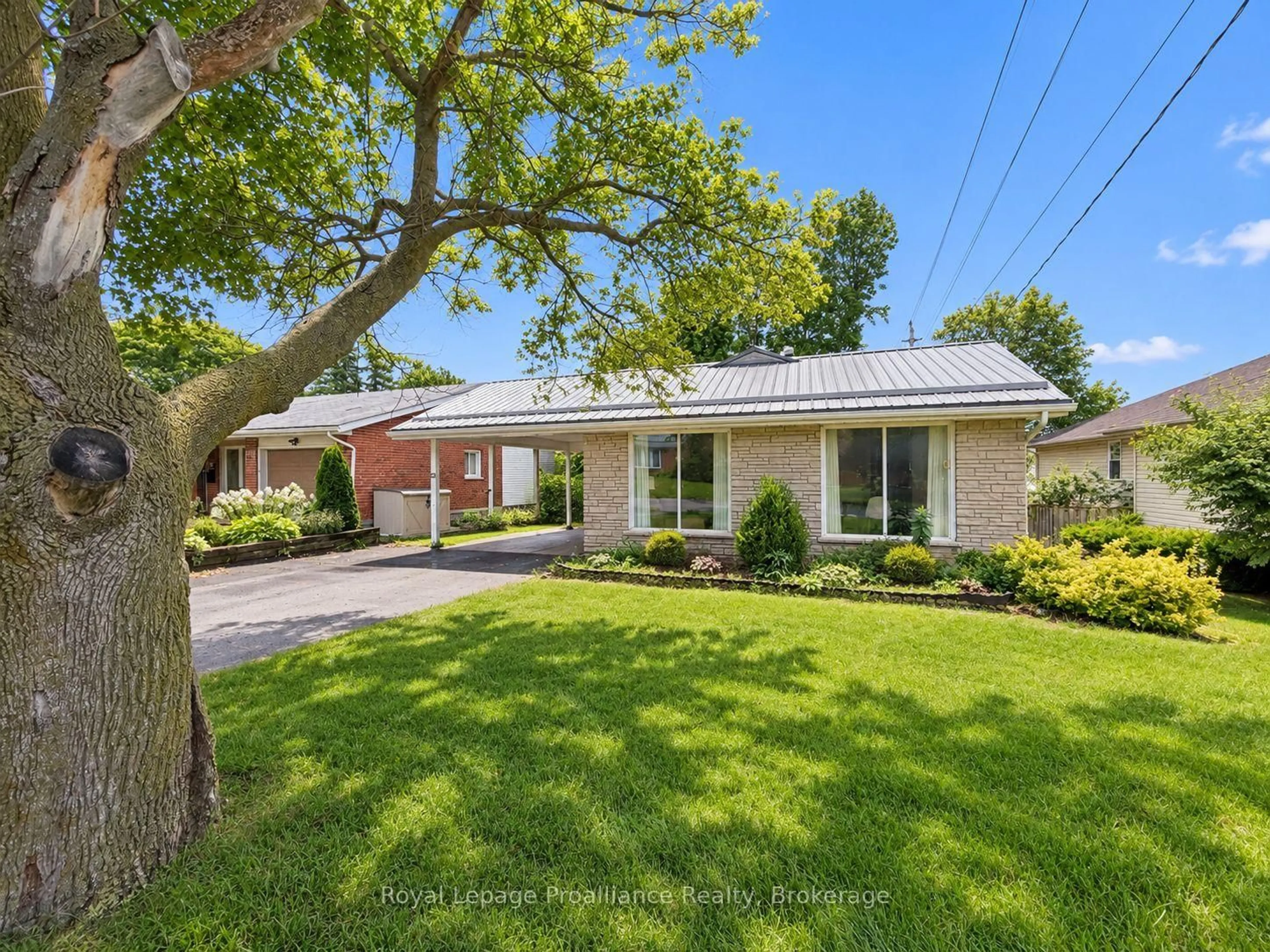 A pic from outside/outdoor area/front of a property/back of a property/a pic from drone, street for 46 Gearin St, Quinte West Ontario K8V 3Y1