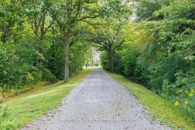 14064 KING Rd, Niagara Falls 4
