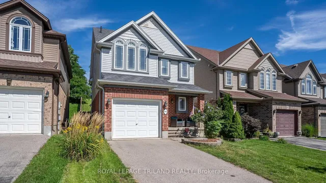 994 Mapleridge St, London North 2