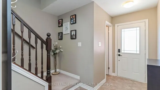 994 Mapleridge St, London North 4