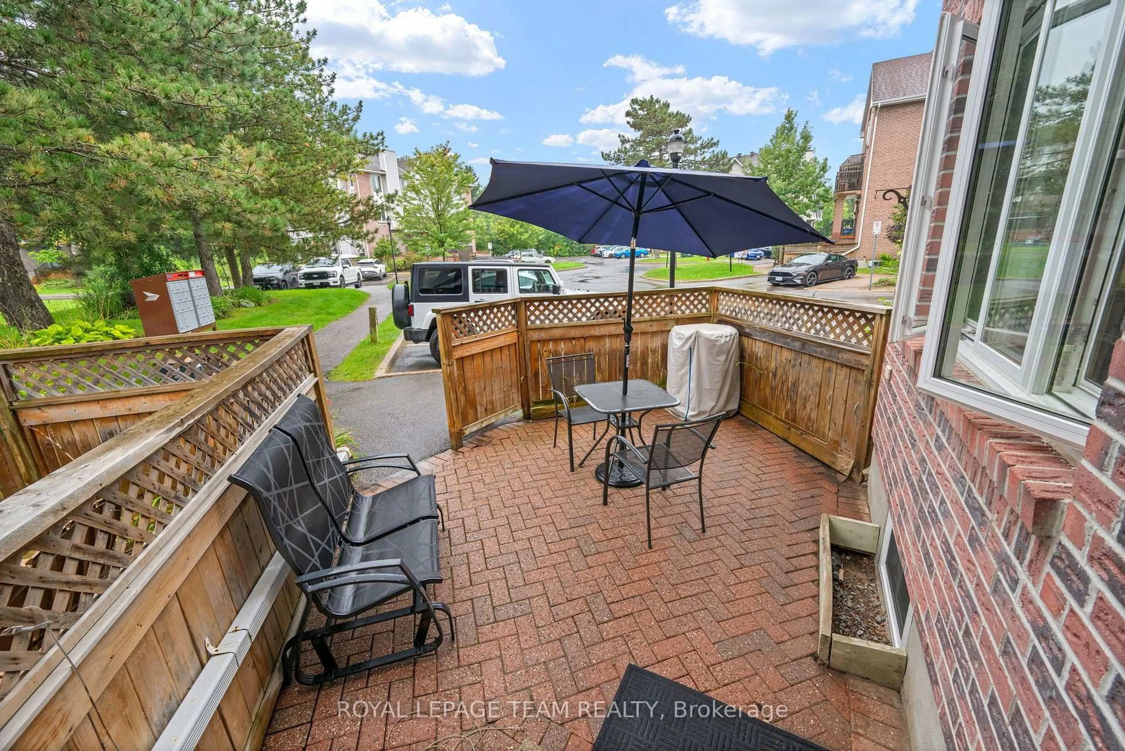Patio, street for 12-2 Stonebank Cres #12, Ottawa Ontario K2H 9M4