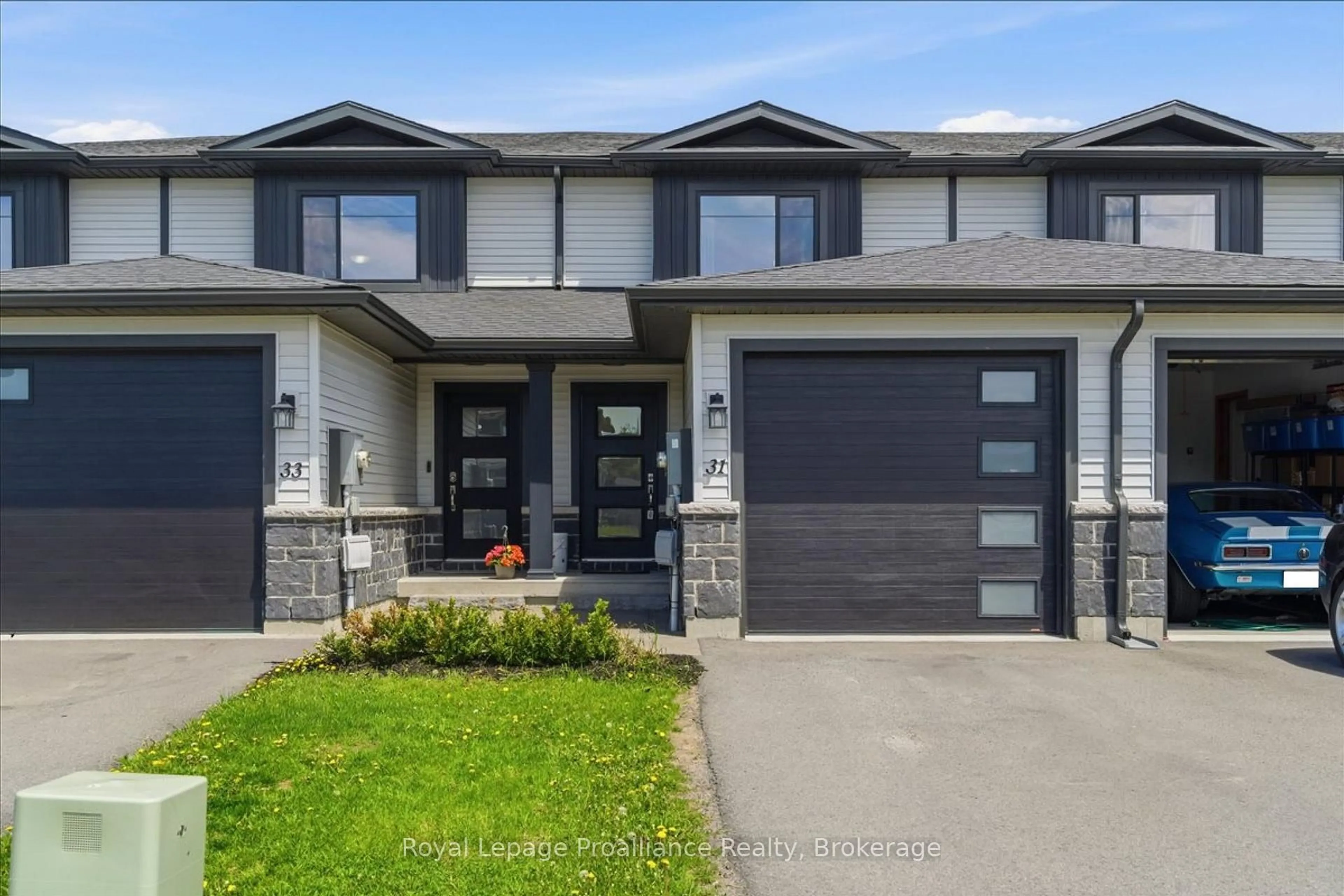 Home with brick exterior material, street for 31 Dewal Pl, Belleville Ontario K8P 0H3