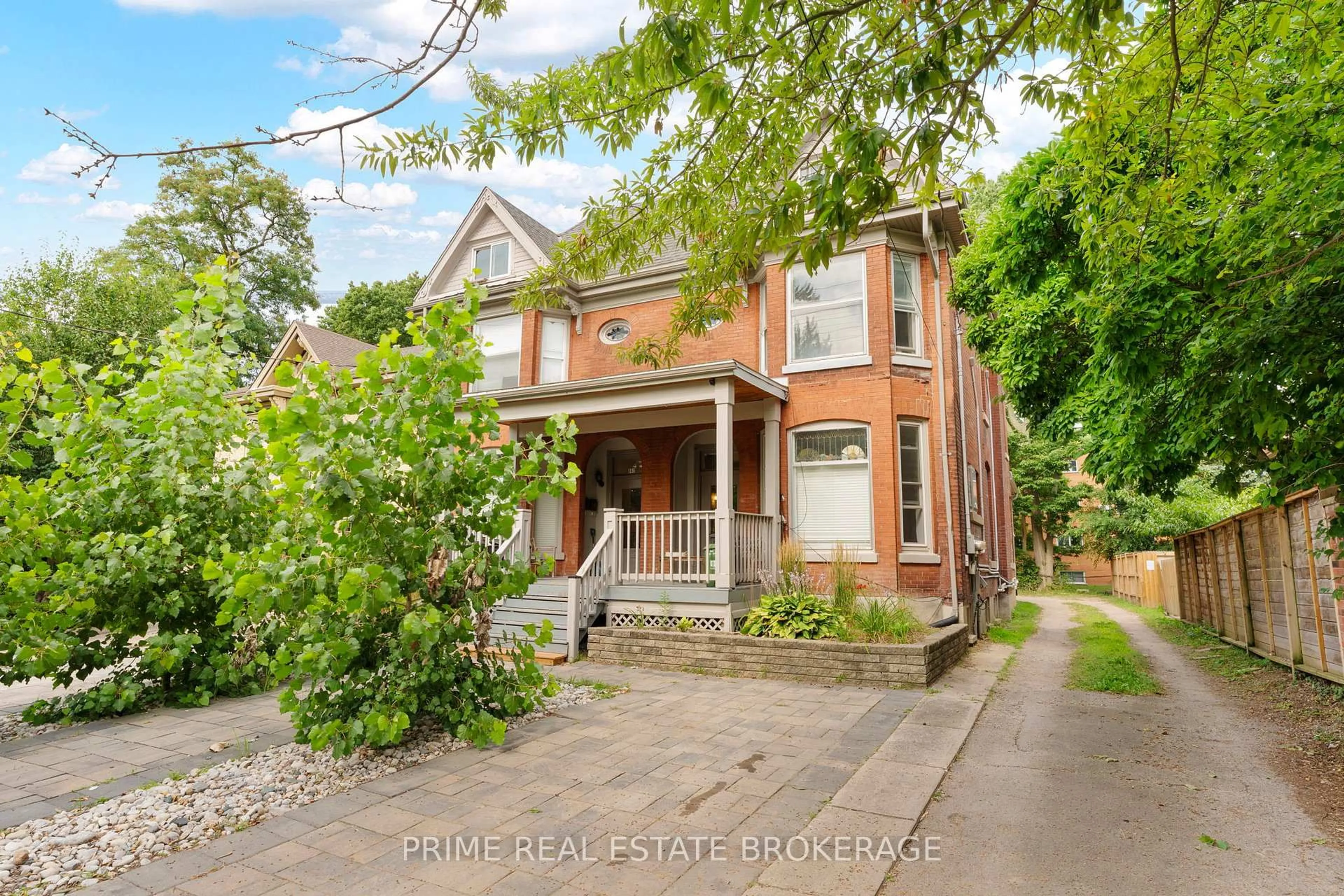 Home with brick exterior material, street for 500-502 Colborne St, London East Ontario N6B 2T5
