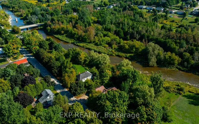 16 Mill St, Amaranth 4
