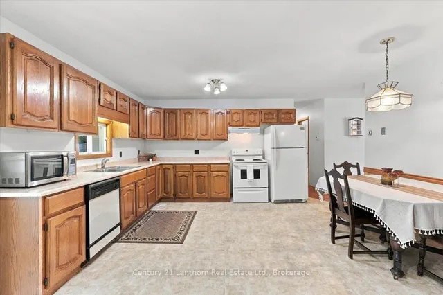18 Dingman St, Madoc 5