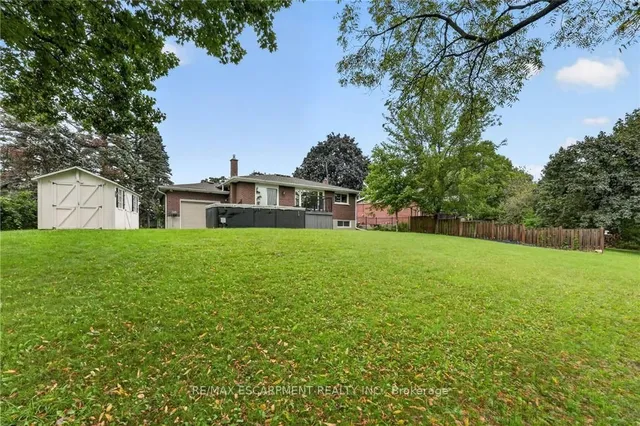 16 Elk St, St. Catharines 2