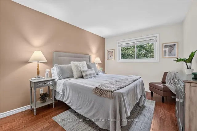 16 Elk St, St. Catharines 5