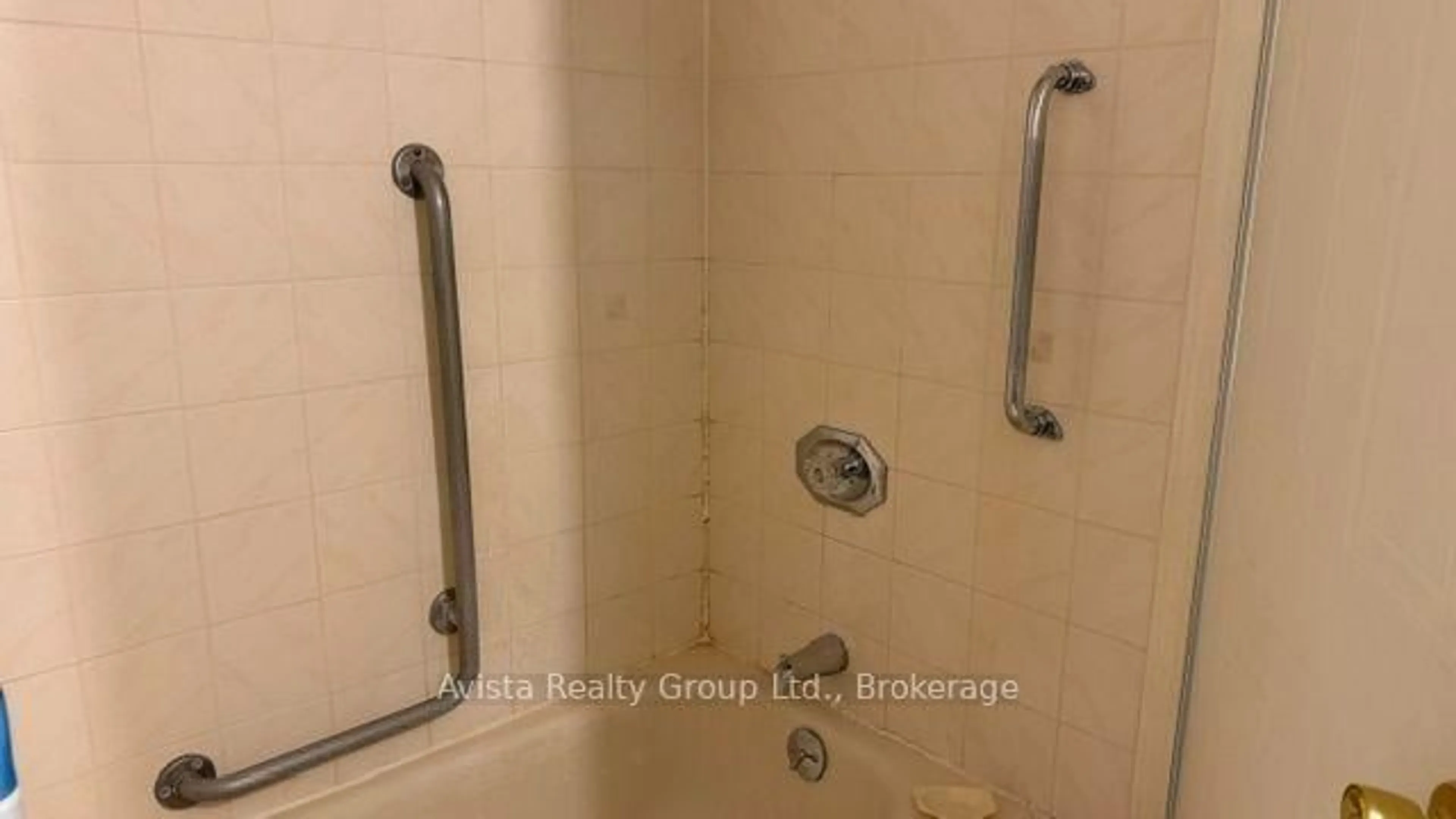 trreb/IMG-X13774326_03c1151e-0154-4d0d-a1d0-c8e446b23375-l.jpg