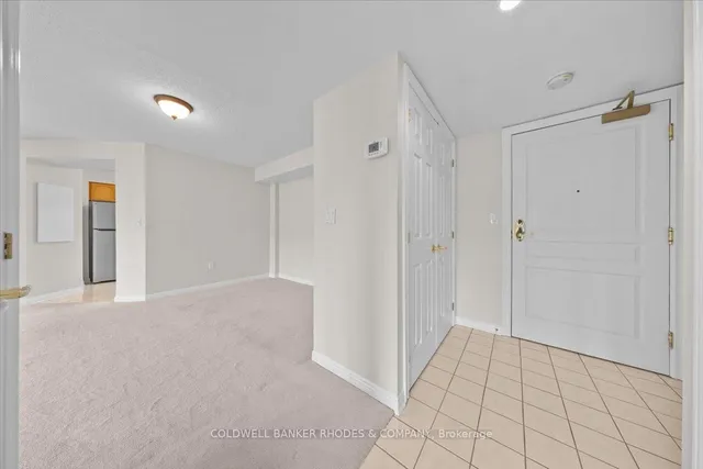 1 Meridian Pl #308, Ottawa 4