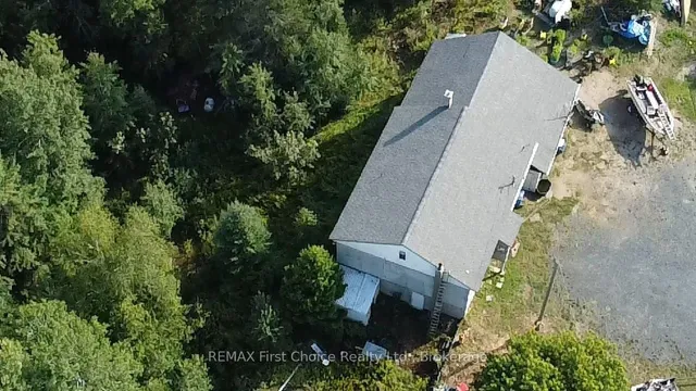 2185 Highway 17 East Highway, Kenora 2