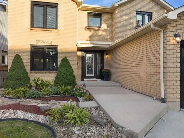 37 Bourbon Crt, Hamilton 2
