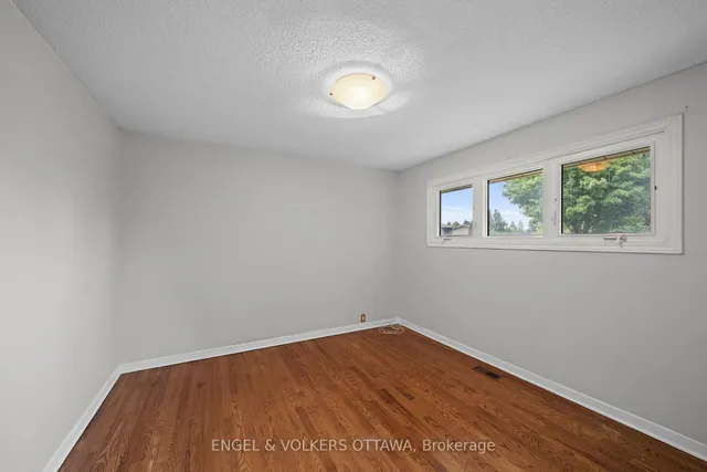 20 Parthia Ave, Ottawa 5