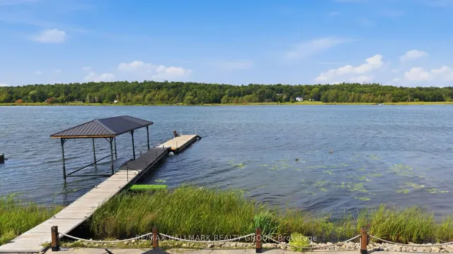 92 Kerry Point Rd, Leeds and the Thousand Islands 4