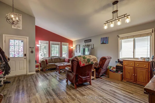 26 Glenview Crt, St. Thomas 4