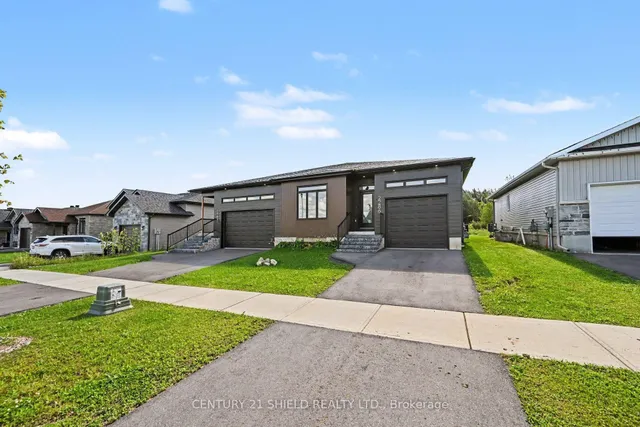 2286 Crewson Crt, Cornwall 3