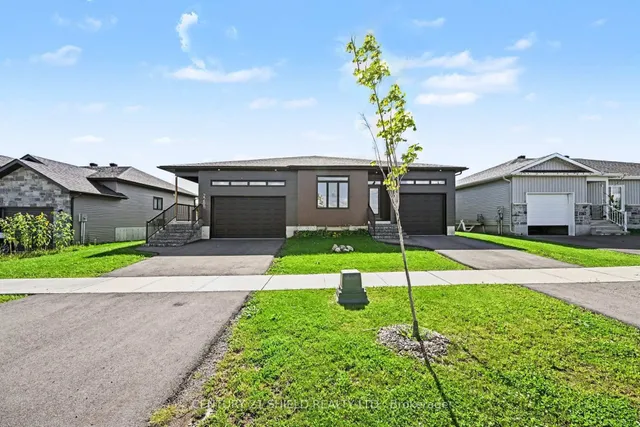 2286 Crewson Crt, Cornwall 4