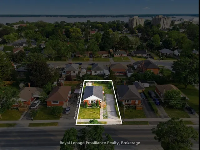 355 Bridge St, Belleville 2
