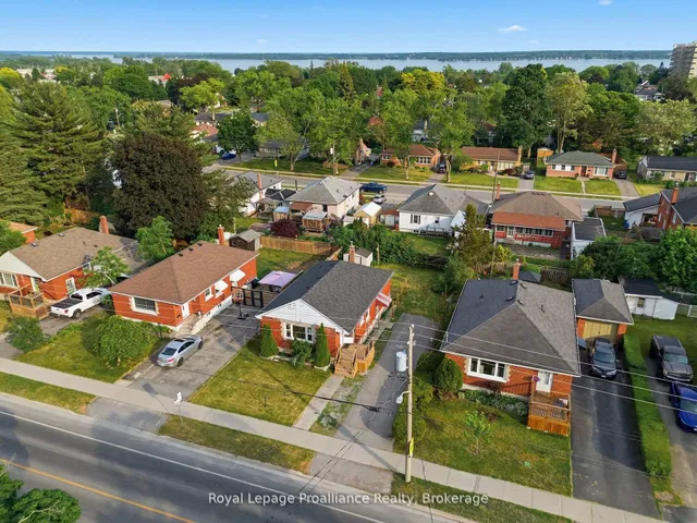 355 Bridge St, Belleville 4