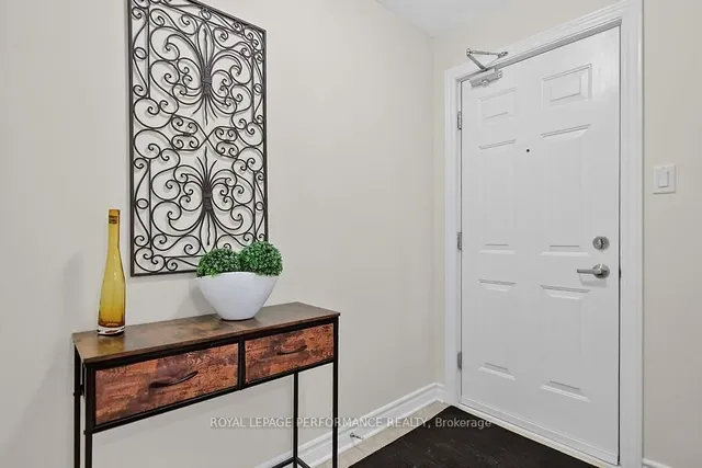 510 Stonefield Private #5, Ottawa 3