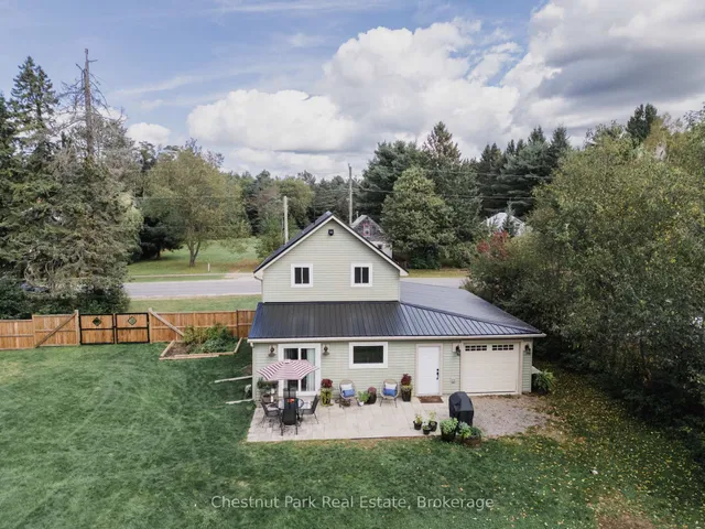 2200 Stisted Rd, McMurrich/Monteith 4