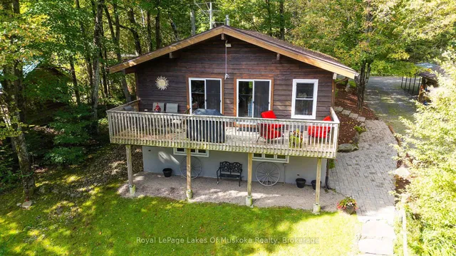 1053 Atkins Lake Rd, Bracebridge 2