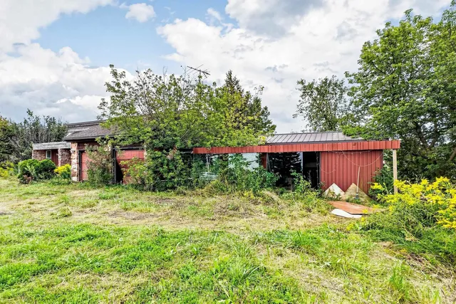 296 Darling Rd, Haldimand 4