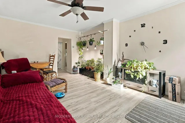 7 Elm St, Brockville 5
