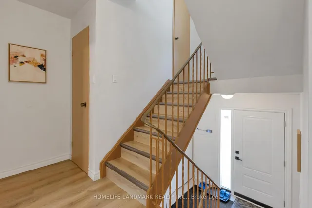 427 KEATS Way #2, Waterloo 5