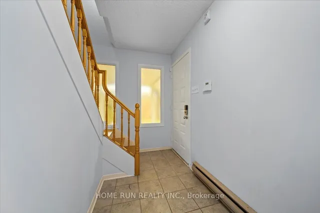 685 FARMINGTON Ave, Ottawa 4