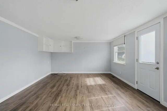 67 Clarence St, Strathroy-Caradoc 4