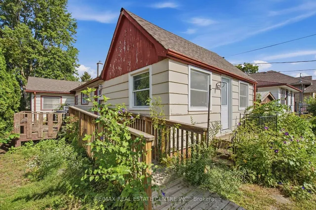 67 Clarence St, Strathroy-Caradoc 2