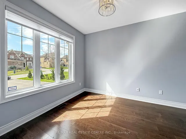 33 Stonegate Ave, Mono 5