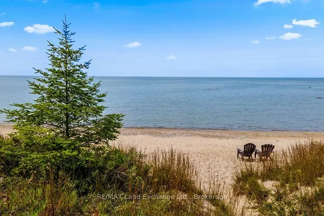 18 Cottage Park Rd, Saugeen Shores 2