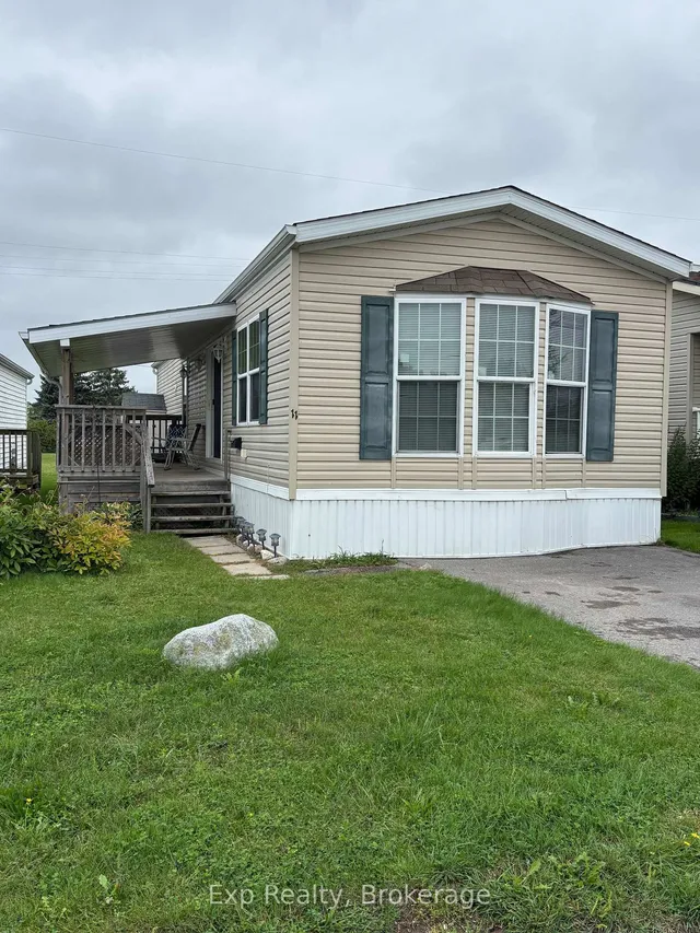 311 Dundas St #11, Quinte West 2