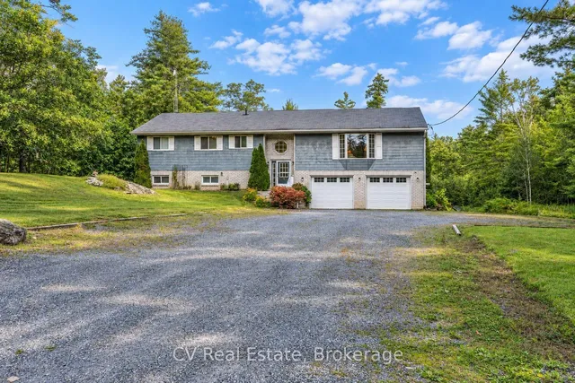 1045 Narrows Rd, Gravenhurst 2
