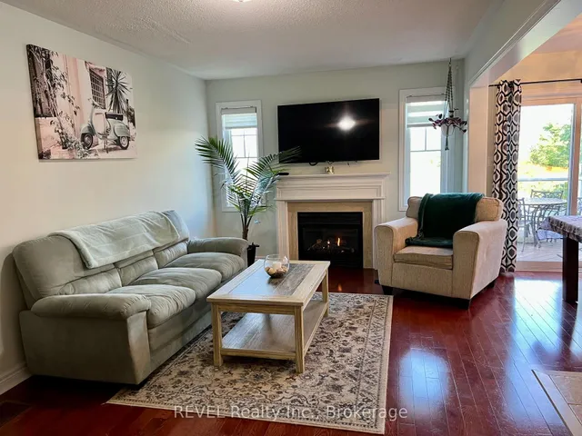 18 Mackenzie King Ave, St. Catharines 4