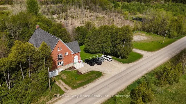 596688 10 Concession, Chatsworth 2