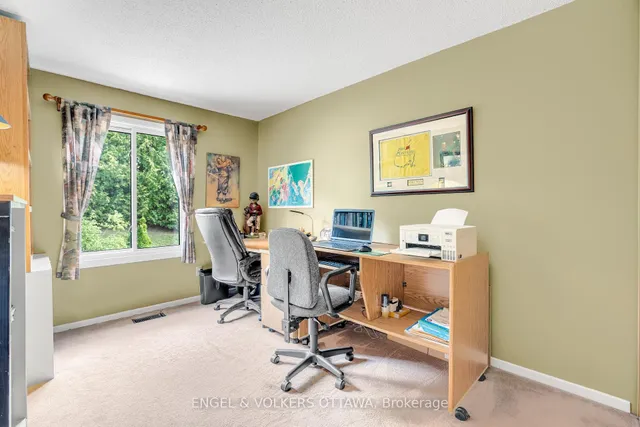 1793 Axminster Crt #34, Ottawa 4