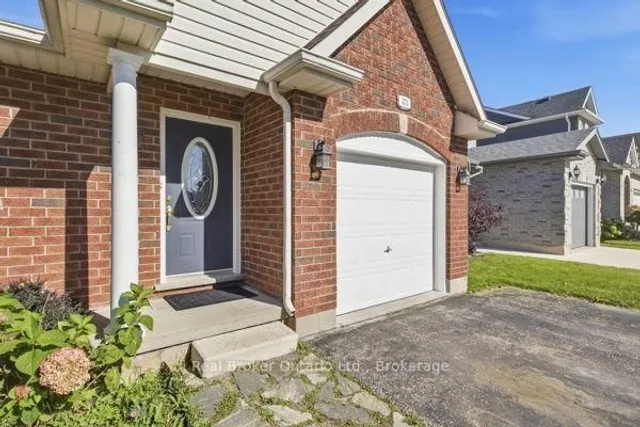 573 Sales Dr, Woodstock 3